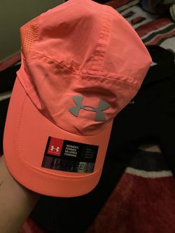 Women’s under armor pink hat brand new