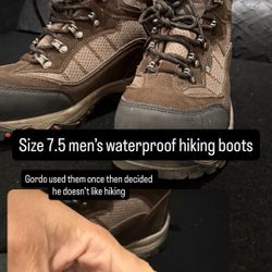 7.5 Mens Hiking Boots