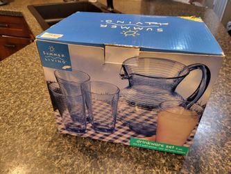 Summer Living by Kohls 5pc Drinkware Set, blue plastic drink set pitcher and 4 glasses, NOS New old stock