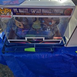 Ms.marvel Captain Marvel Exclusive Pop