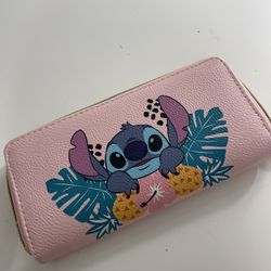 Stitch Wallet