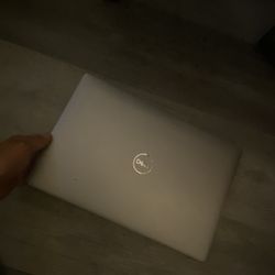 Dell Latitude 5420 14" Laptop Computer Intel Core i5 11th Gen 16GB 256GB SSD Wi-Fi Windows 11 Professional