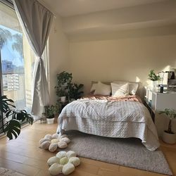 Full Size Bed, Mattress And Frame