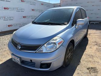 2012 Nissan Versa LOW MILES!!!