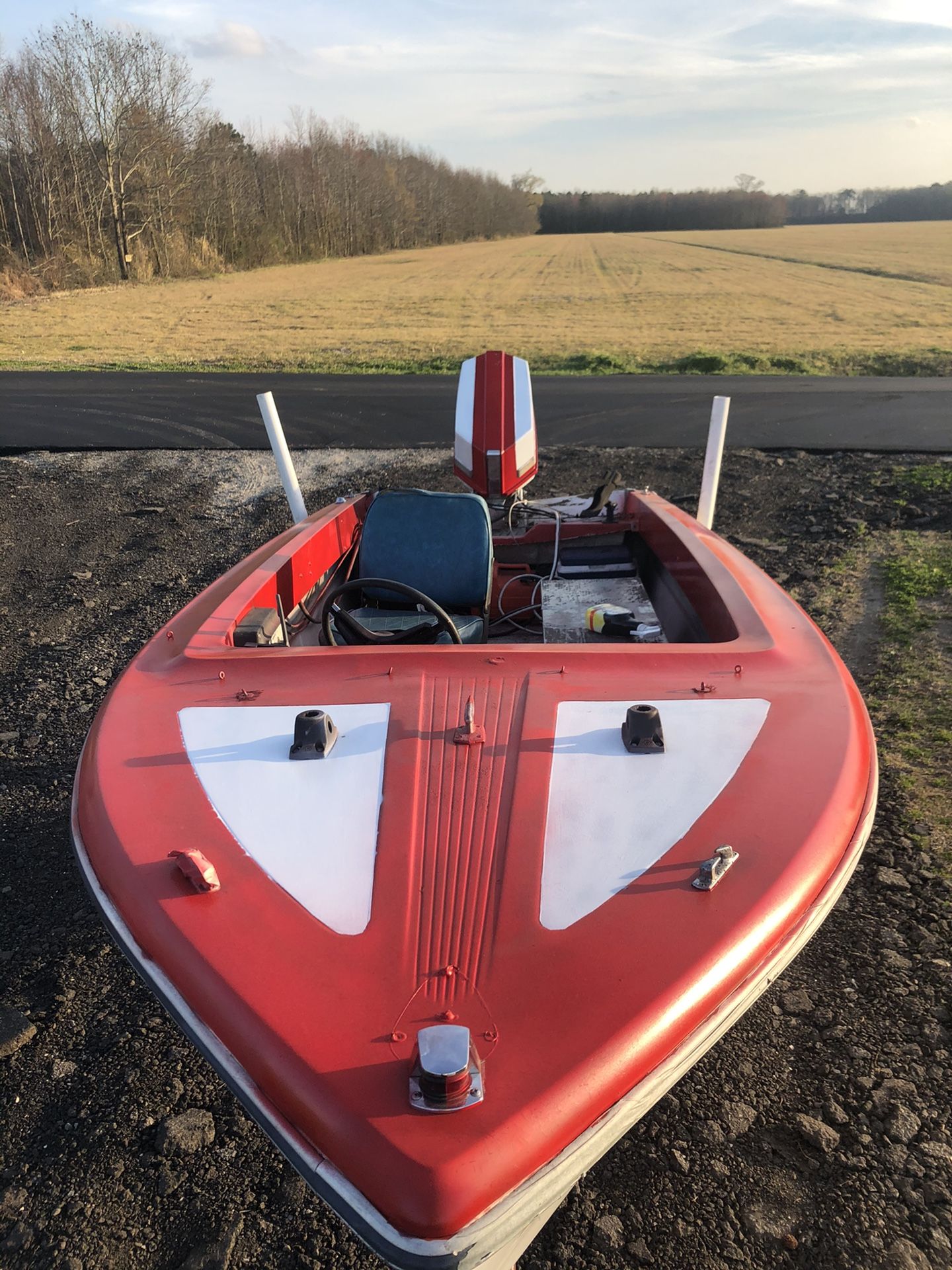 14ft boat with 35 hp motor, title to boat and trailer for Sale in