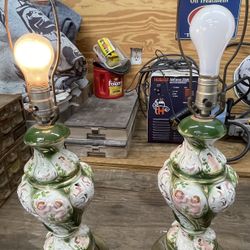 Set Of 2 Vintage Capodimonte Porcelain Cherub Lamps