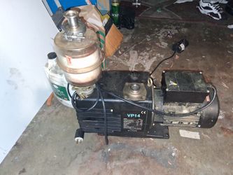 Xeno VP14 Rotary Vane Vacuum Pump