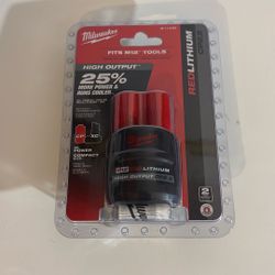 Milwaukee M12 2.5 Battery