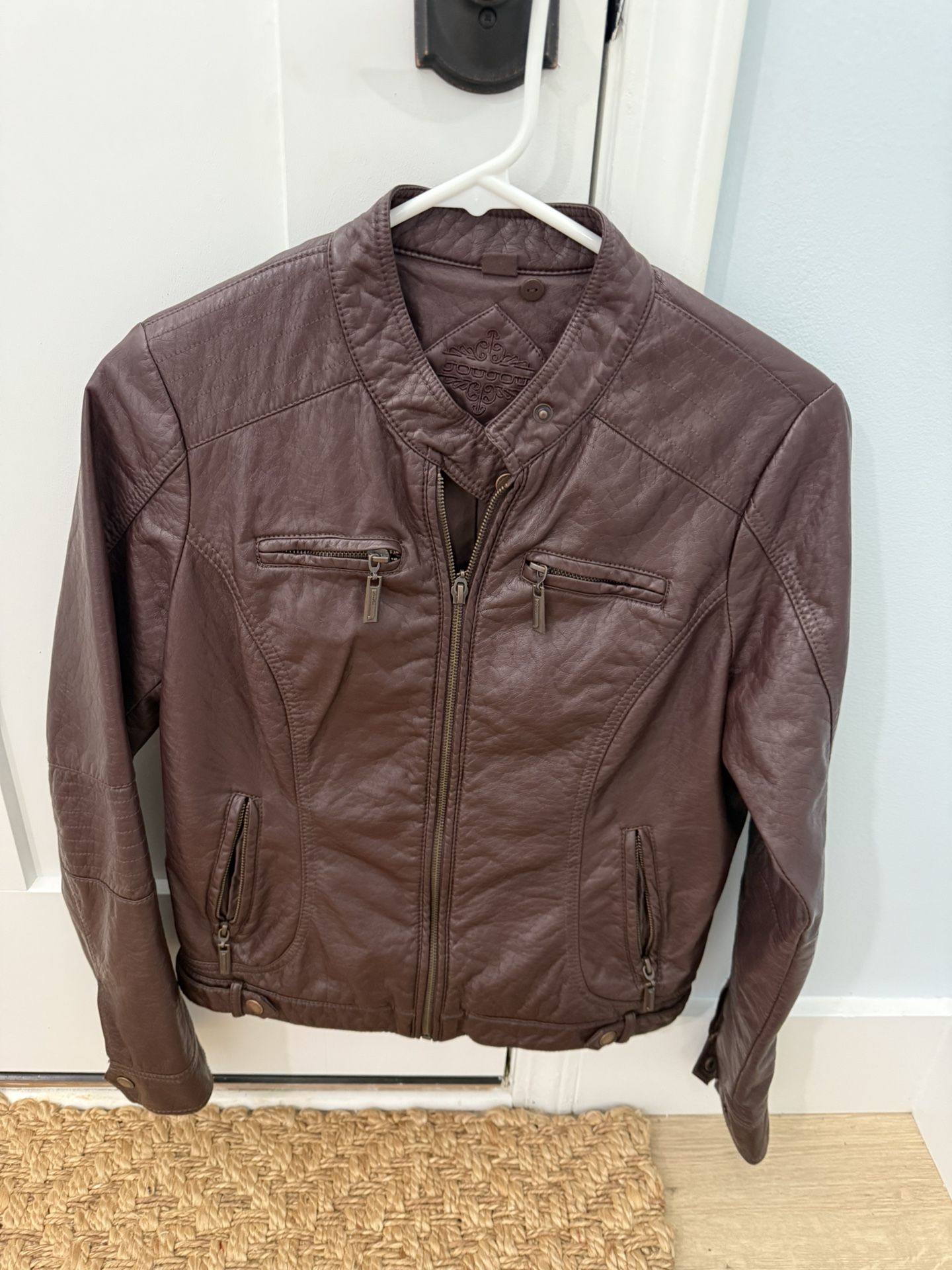 Women’s Leather Hacker Size Medium