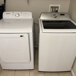 Washer & Dryer Set – Excellent Condition!