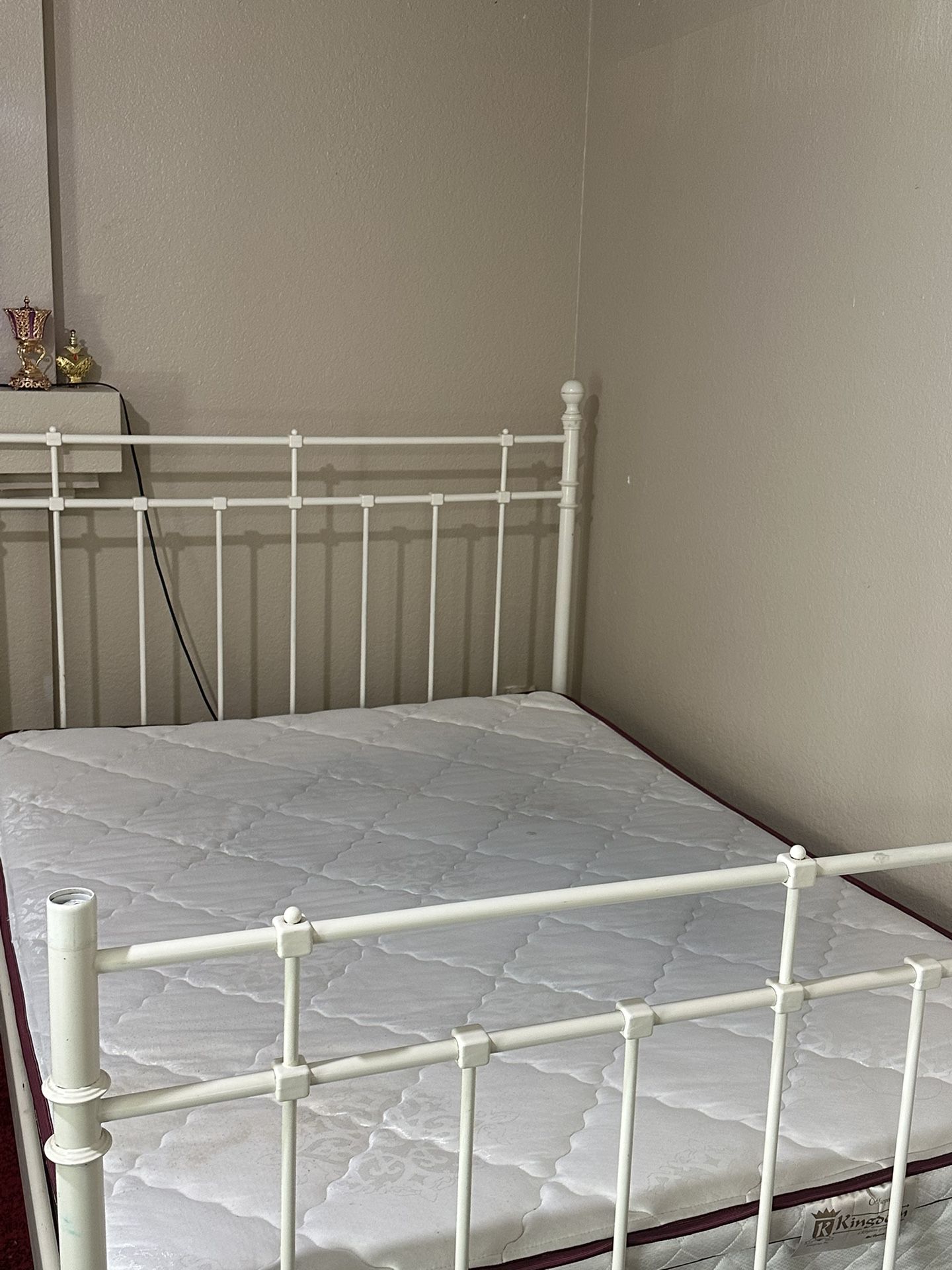 full size bed frame and matress