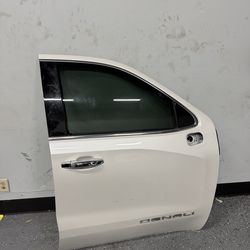 GMC Sierra  1500 complete  passenger side door