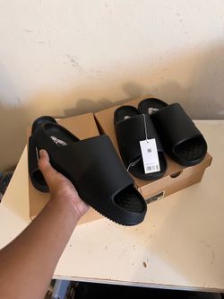 Nike calm 2.0 slides size 9
