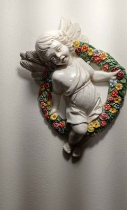 VTG  PORCELAIN/ CERAMIC WALL SPRING ANGEL - CHERUB 9"×7" - C50