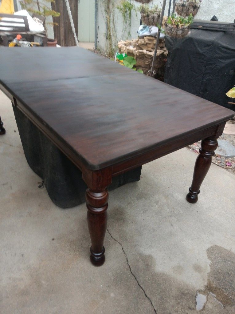 Dinning Table