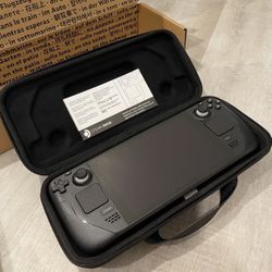 Valve Steam Deck OLED Handheld Console Black 1TB wCase Charger And Dock