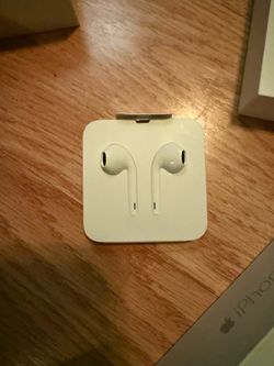 Apple EarPods with lightning  connector