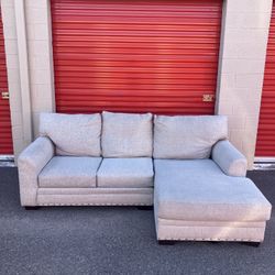Beige Sectional Sofa w/Chaise 