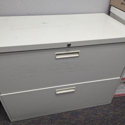 Metal Filing Cabinet (Lateral File)