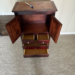 Cabinet Hand Made 