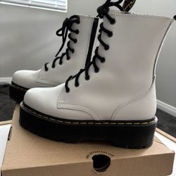 Jadon Doc Martens