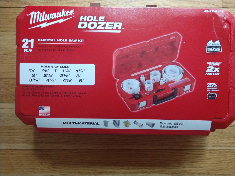 Milwaukee 21PC Bi-metal Hole Saw kit
