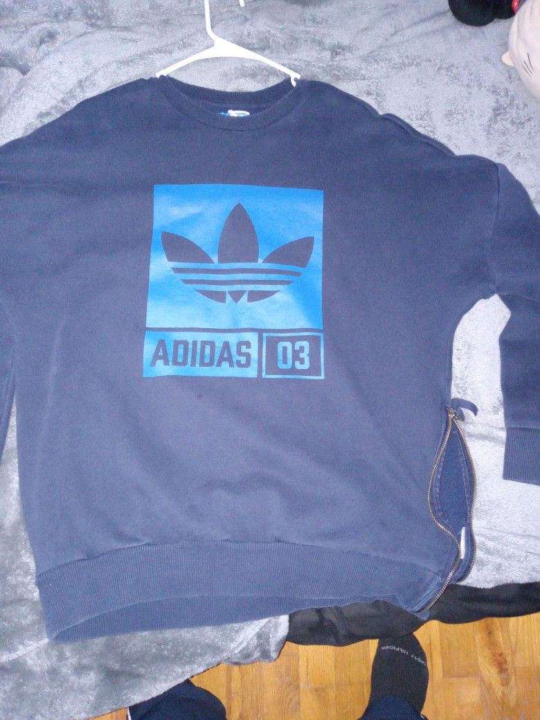 2003 Adidas Sweater With Side Zipper Size Large.