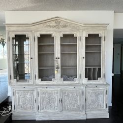Chinese Cabinet