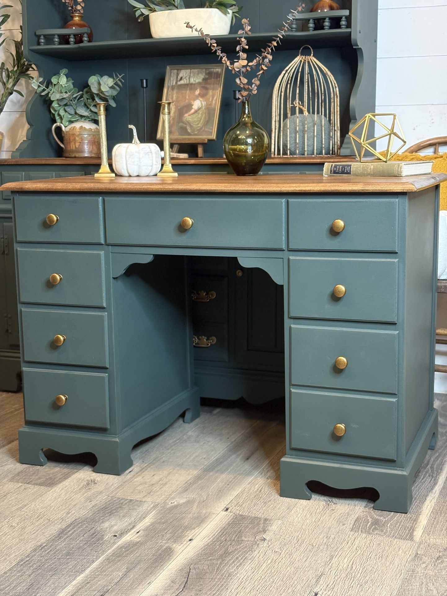 Beautiful Solid Wood 8 Drawer Desk / Vanity  42in. W x 21in. D x 30in. H