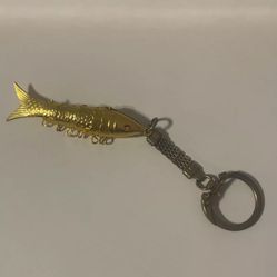 Gold Tone Fish Keychain 
