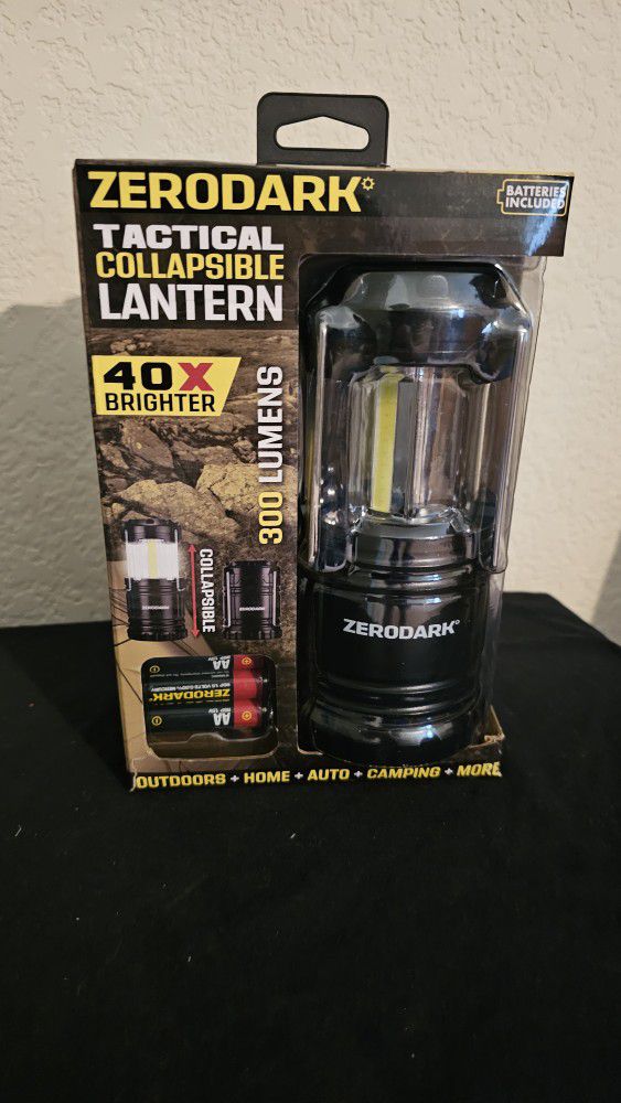 Zerodark Tactical Collapsible Lantern & Flashlight 300 Lumens, Wide Angle Beam - New in box