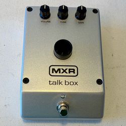 MXR M222 Talk Box Effects Pedal.