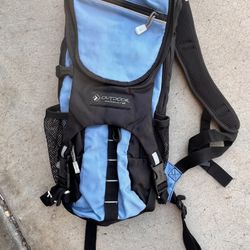 OUTDOOR PRODUCTS H2O BACKPACK, HIKING, CAMPING