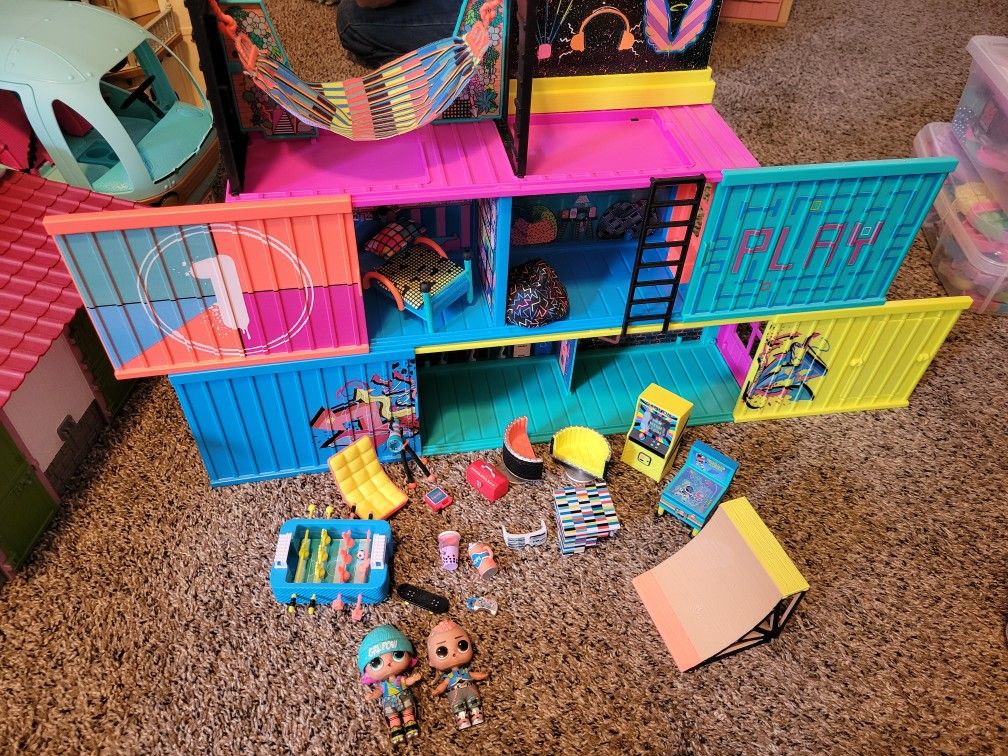L.O.L. Surprise Doll Clubhouse Playset