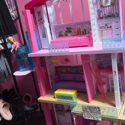 Barbie Dream House