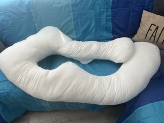 Maternity pillow