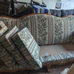 Beautiful  Piece Living Room Set