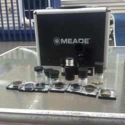 Meade- Series 4000 Eyepiece And Filter Set 