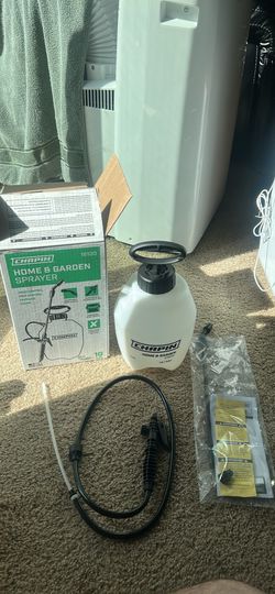 Brand New Chapin 1-Gallon Pump Sprayer – Never Used :)