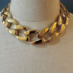 Napier Gold Tone Link Choker Necklace 