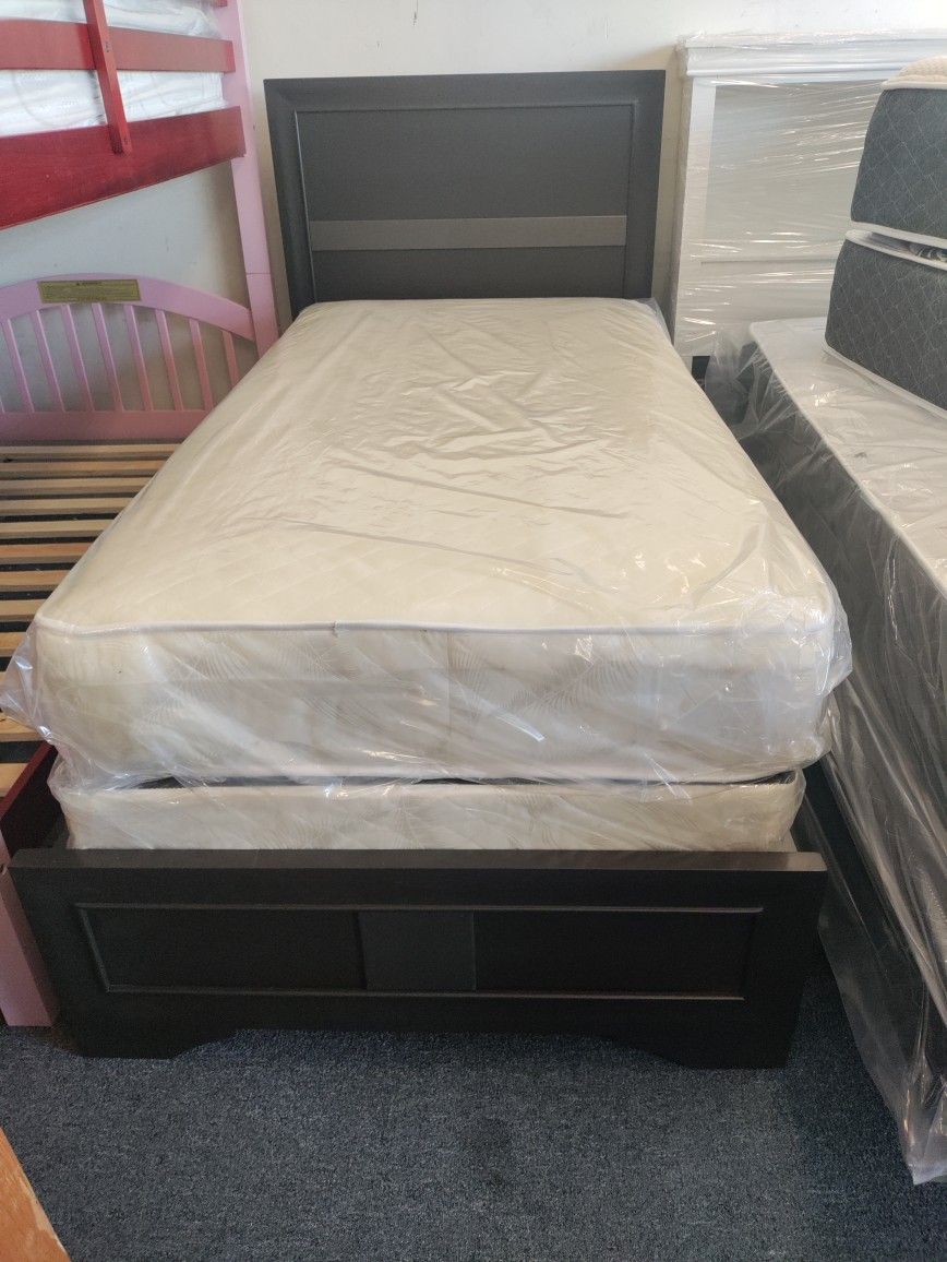 Big Mattress Sale 