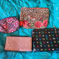 makeup bags and purses 