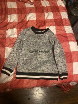 boy's sweater Size 6 