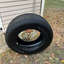 265/70-17 Goodyear Wrangler HP, Like New, $125., Or B.O. 