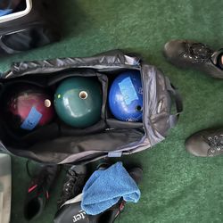 Three ball bowling bag on wheels