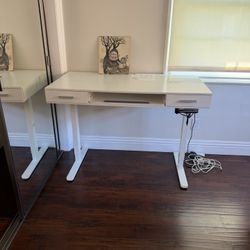 Electric Standup Desk, White For Sale