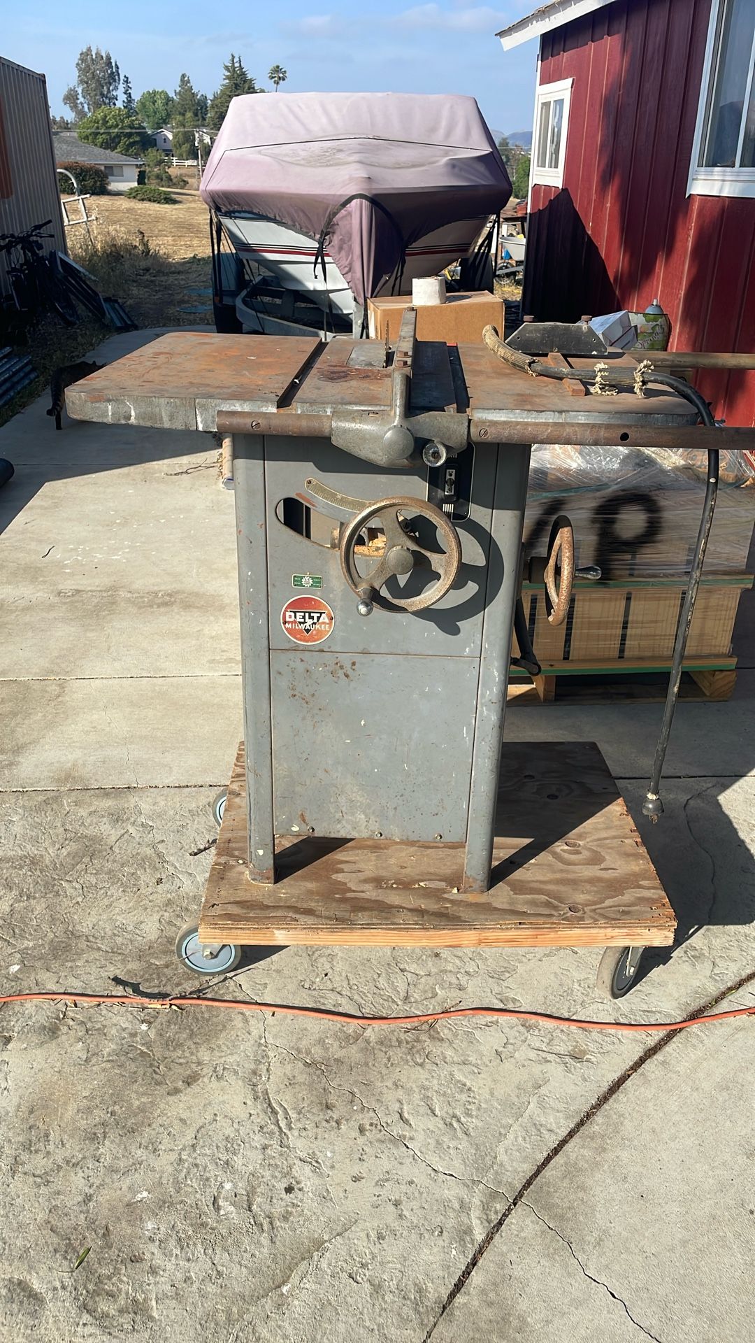Delta Table Saw