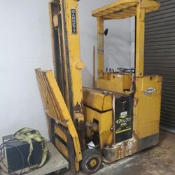 Forklift - Stand Up