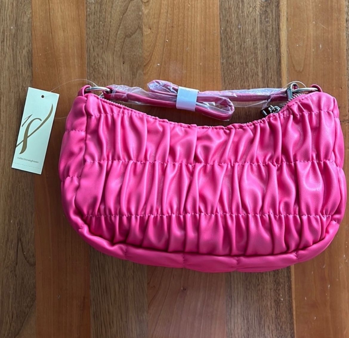 Collection 18 Crossbody (Tribeca Manhattan)