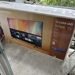 70 Inch Samsung Smart TV
